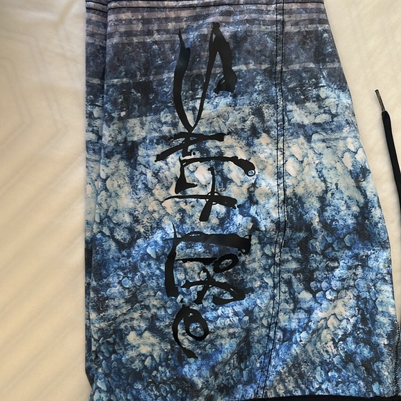 Boys Salt Life swim trunks - Picture 2 of 2